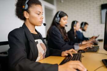 Mecca Live Chat Support